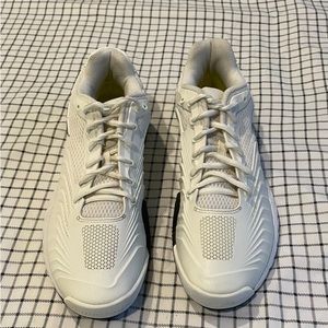 YONEX Men's Tennis Shoes White/Gray Size 11